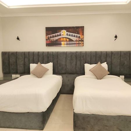 Hotel Grand Plaza Sheikh Zayed Kafr Abu 'umaydah Exterior foto