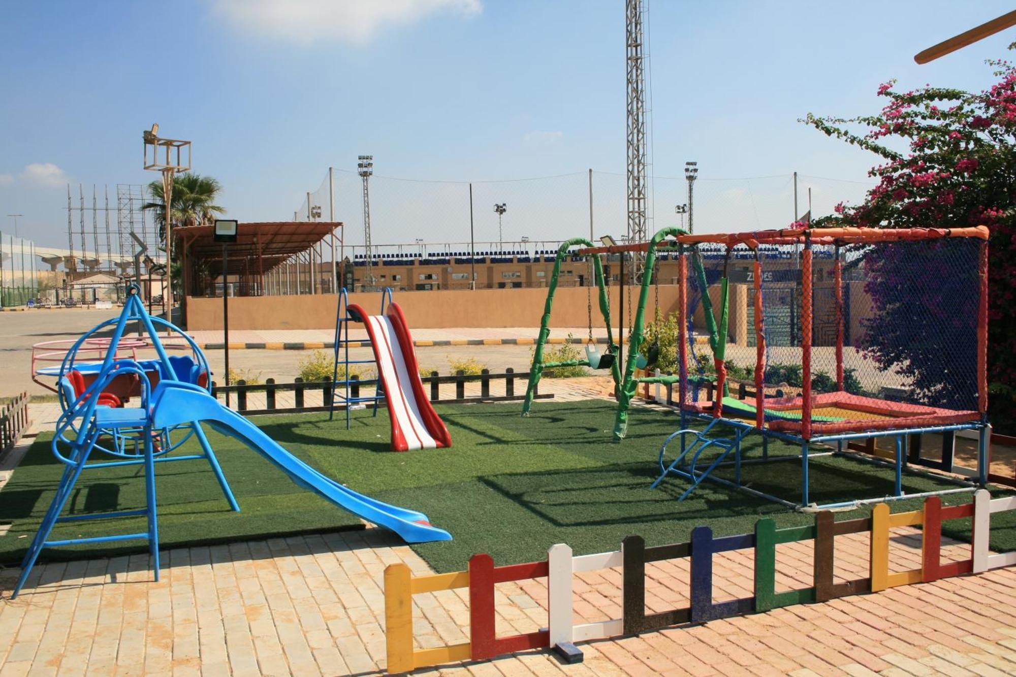 Hotel Grand Plaza Sheikh Zayed Kafr Abu 'umaydah Exterior foto